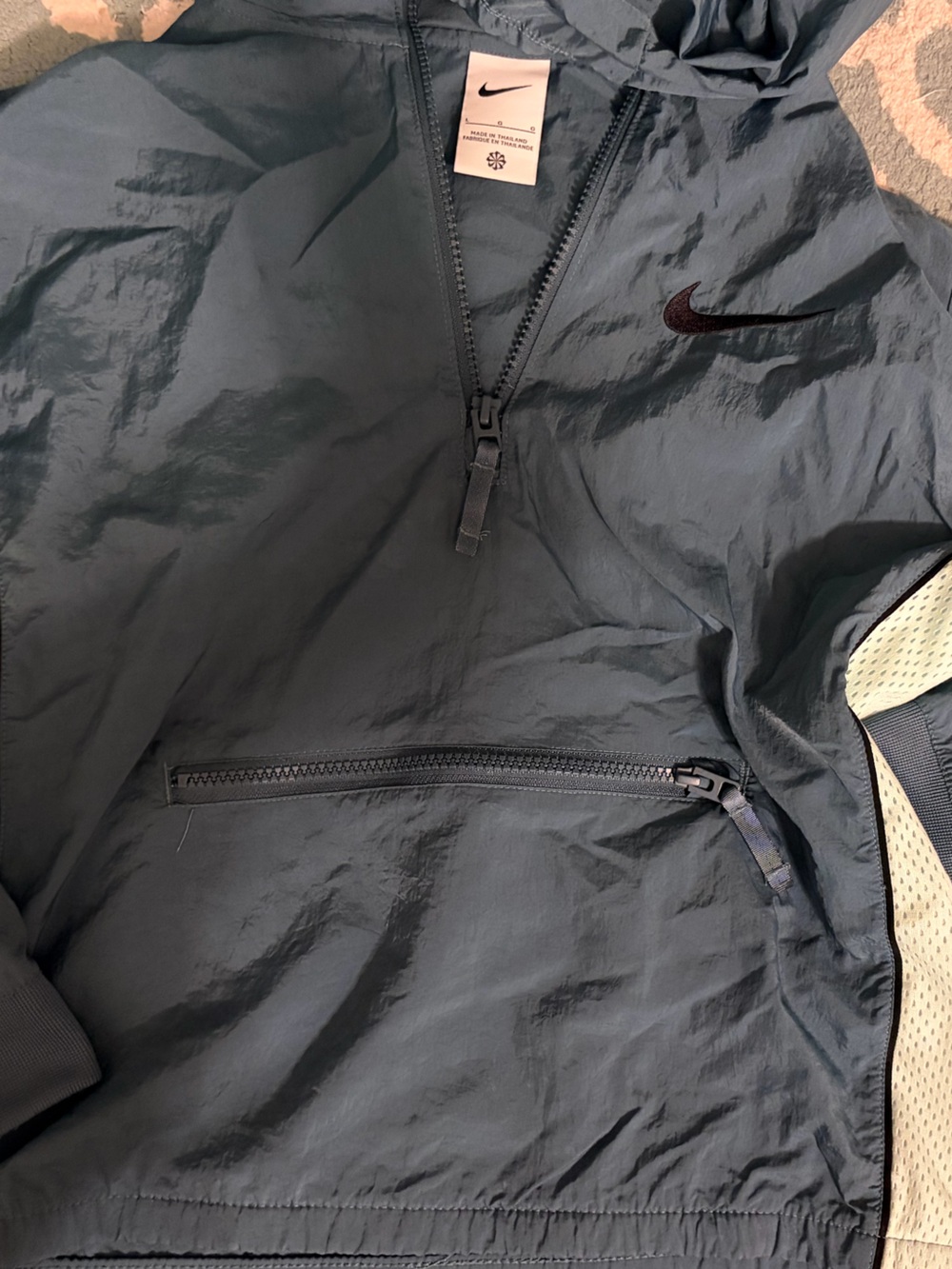 NIKE GIRLS RAIN JACKET